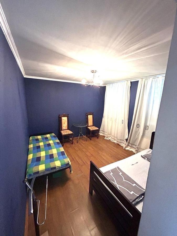 Booboo Flat In Italian Yard Apartamento Tiflis Exterior foto